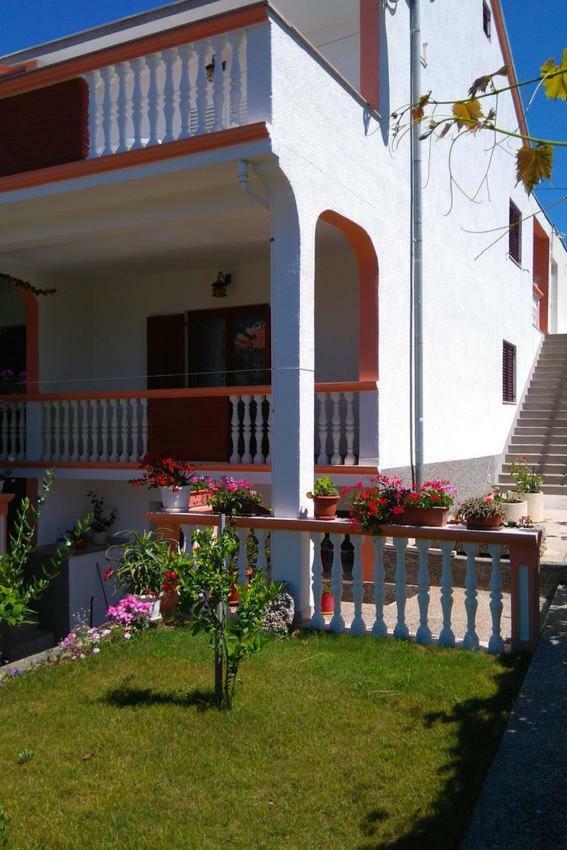 Apartmani Nimcevic Biograd Na Moru Luaran gambar