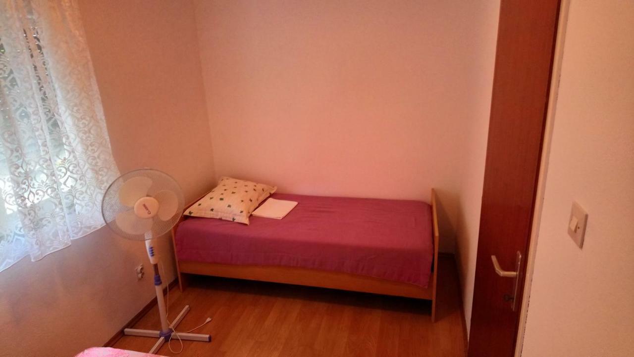 Apartmani Nimcevic Biograd Na Moru Luaran gambar